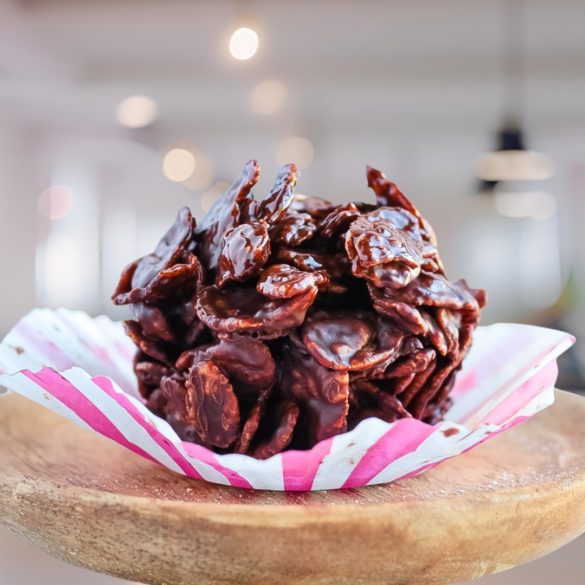 Cornflake Cakes with Golden Syrup